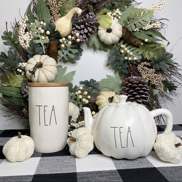 NWT🖤Adorable Rae Dunn Pumpkin-Shaped Tea Pot - Picture 7 of 8